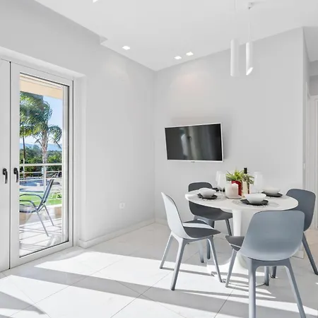 Frunze Luxury Nafplio