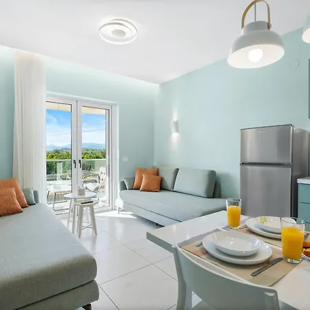 Frunze Luxury Lejlighedshotel