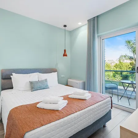 Frunze Luxury Lejlighedshotel 4*