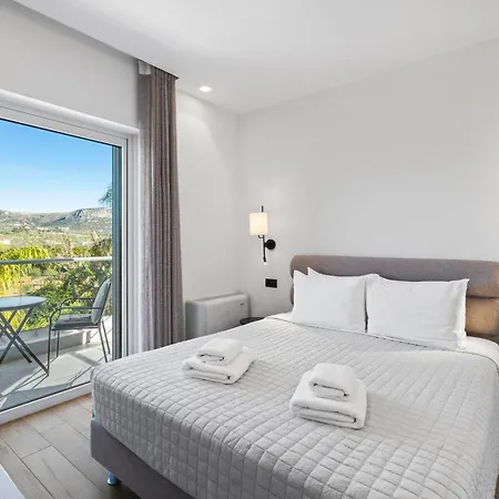 Frunze Luxury Lejlighedshotel