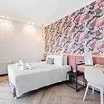 Frunze Luxury