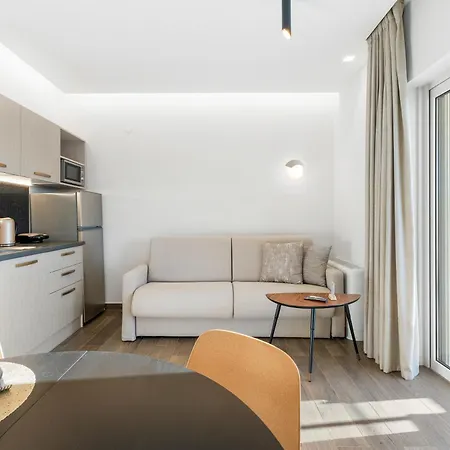 Frunze Luxury 아파트호텔 나플리오