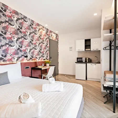 Frunze Luxury Ξενοδοχείο με διαμερίσματα