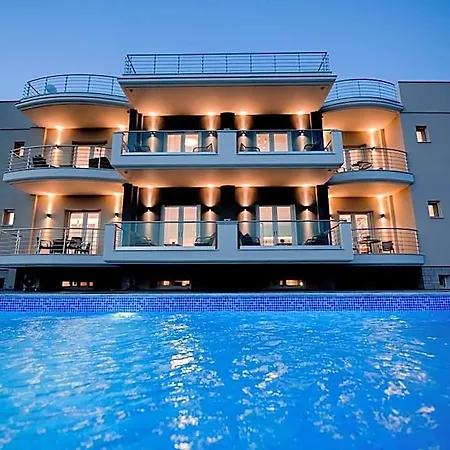 Frunze Luxury Aparthotel