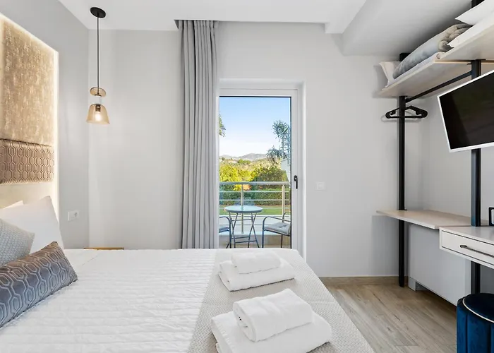 Frunze Luxury Ξενοδοχείο με διαμερίσματα