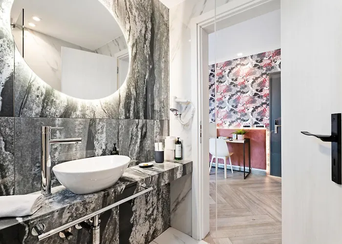 Frunze Luxury Ξενοδοχείο με διαμερίσματα 4*