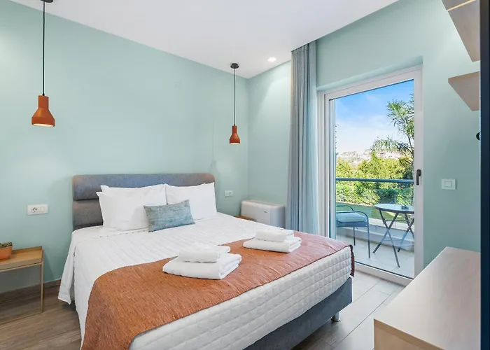 Frunze Luxury Apartmanhotel 4*