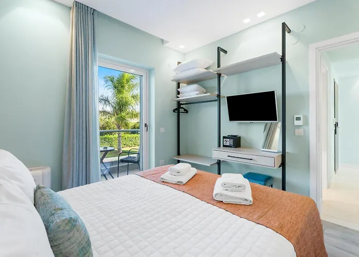 Frunze Luxury Apartmanhotel Návplio